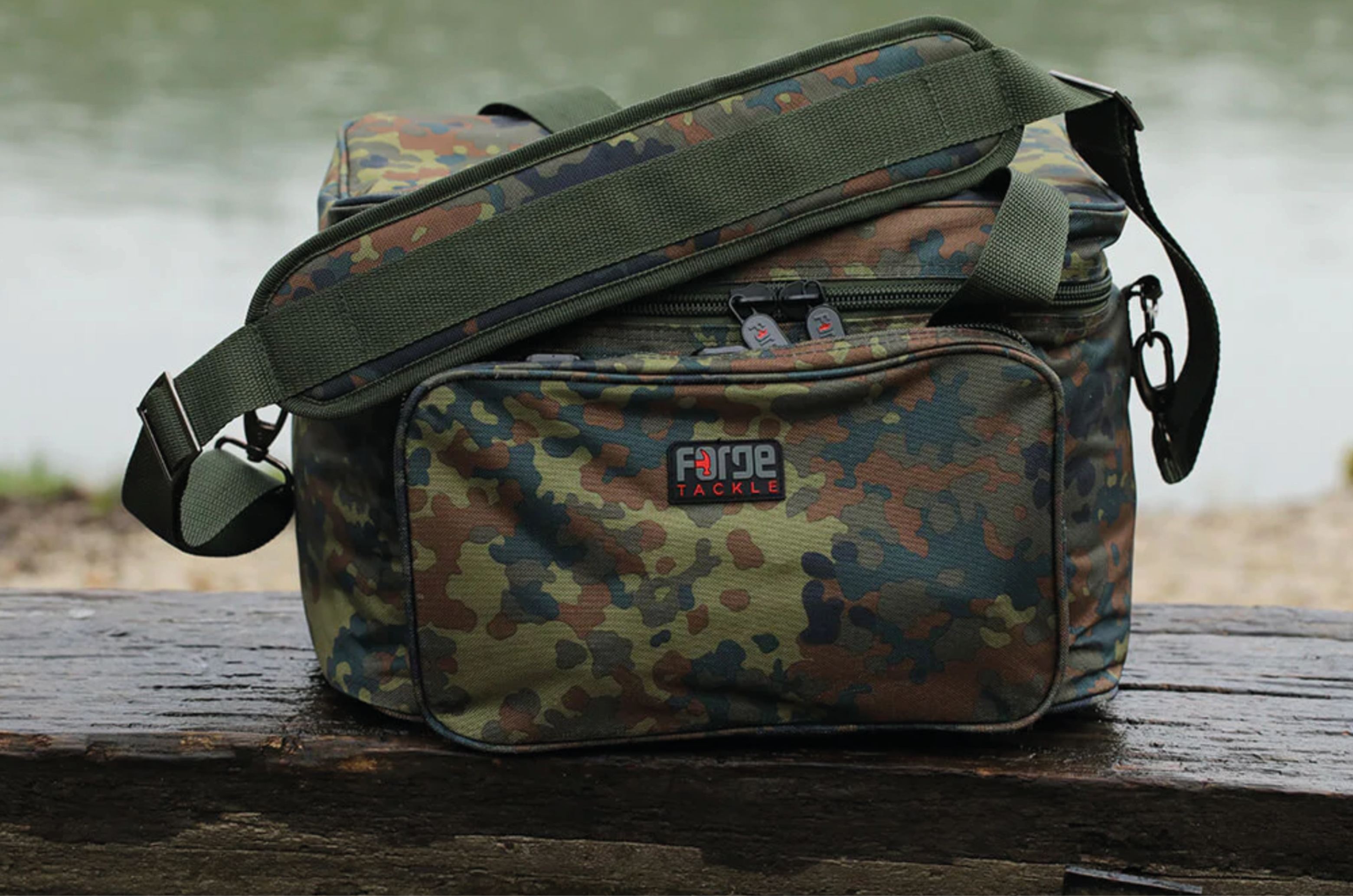 Forge Tackle FTR Camo Bait Bag Forge Tackle FTR Camo Bait Bag
