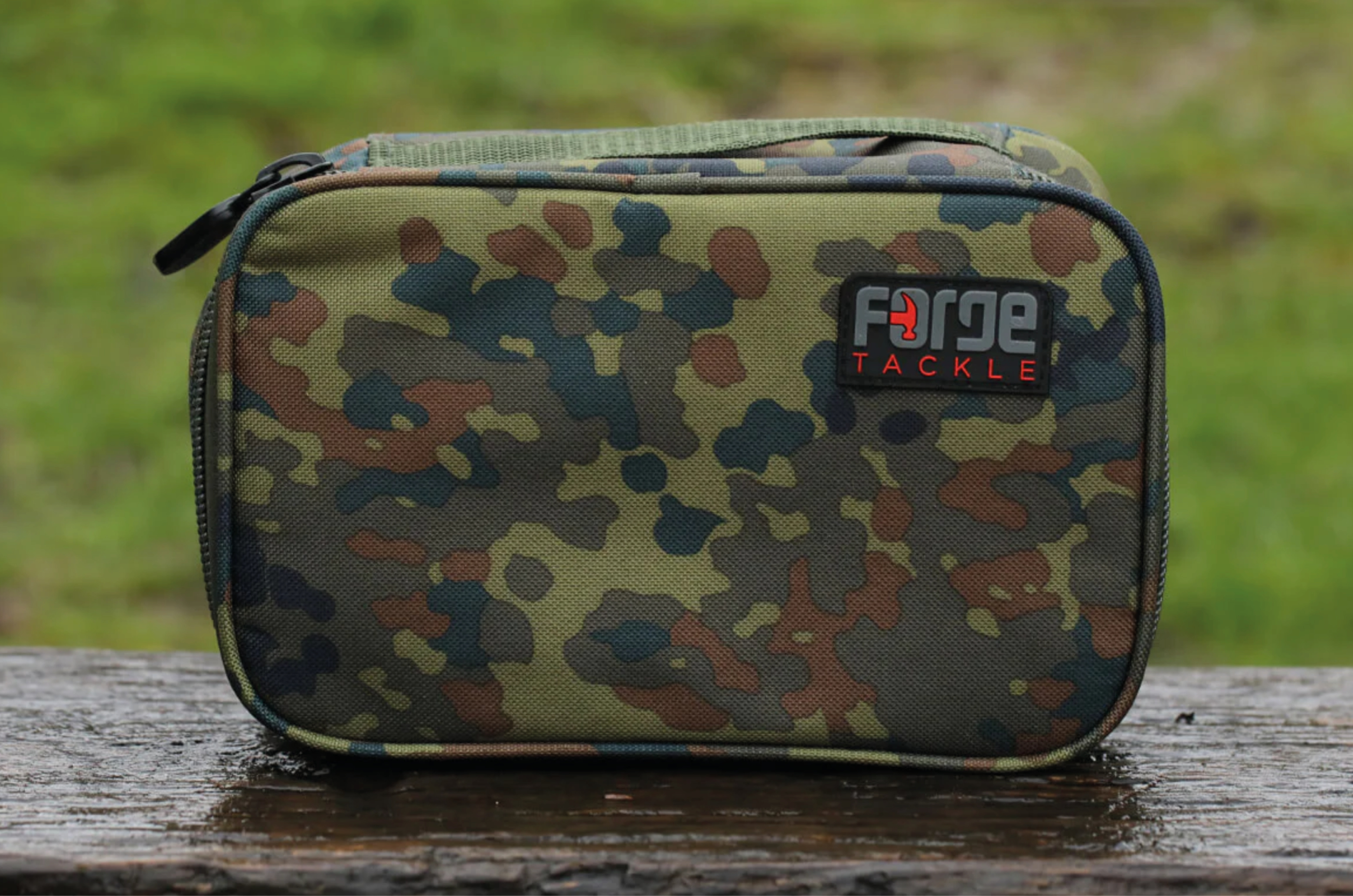 Forge Tackle FTR Camo Easy Pouch L