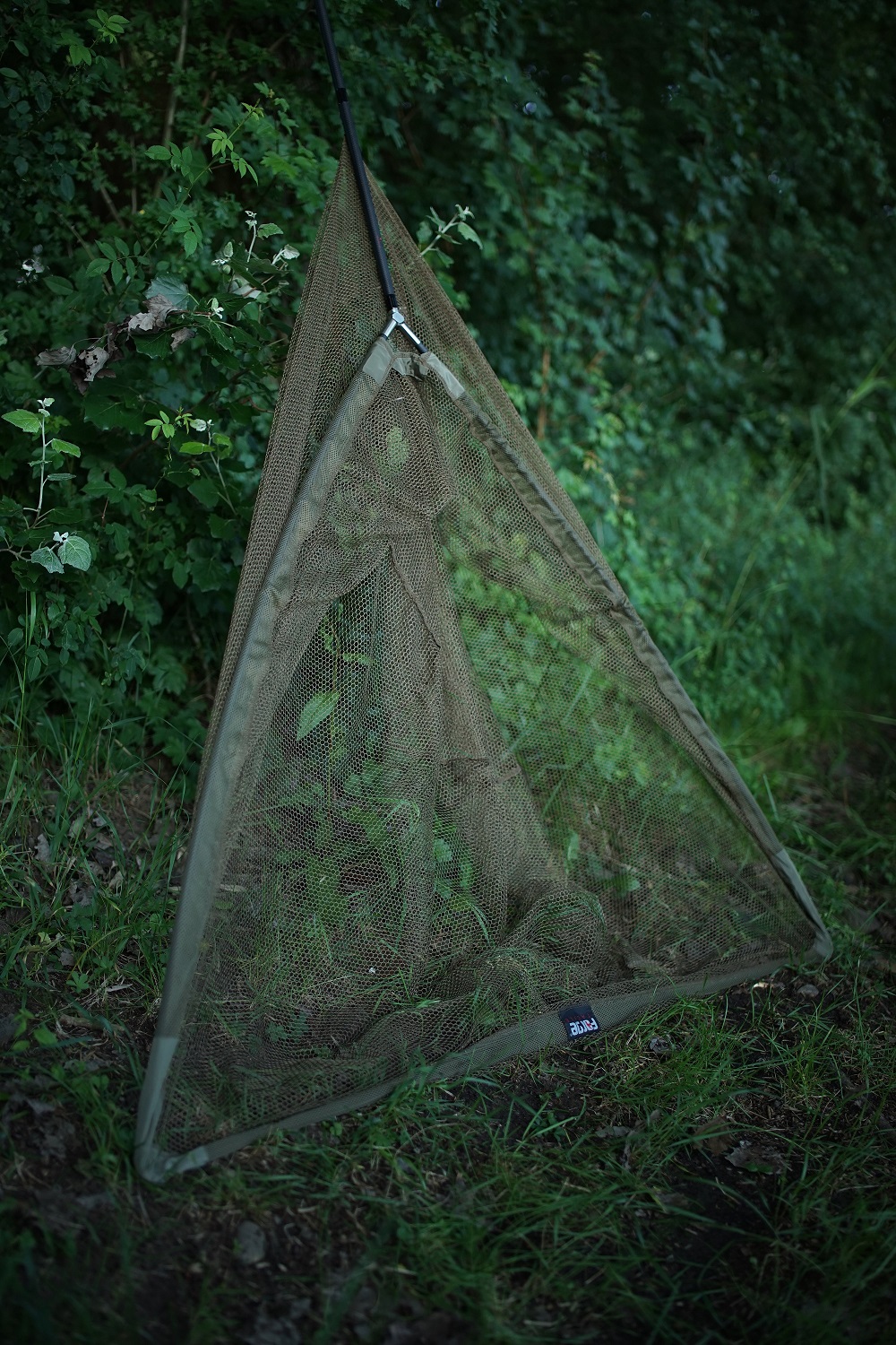 Forge Tackle Class Landing Net Olive 2 sec. Handle