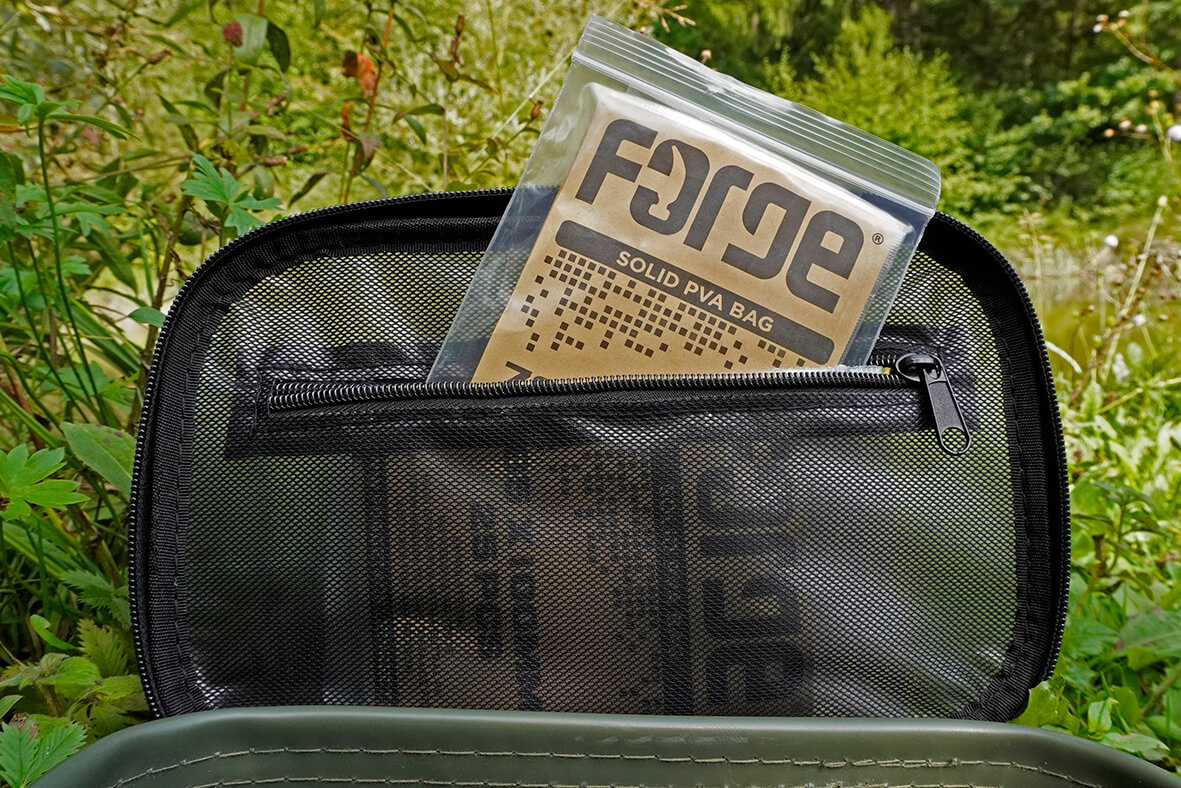 Forge Tackle EVA Classic Pouch L FRG Camo