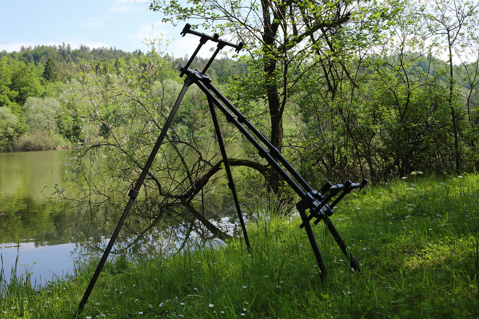 Forge Z3 Big Waters Rod Pod