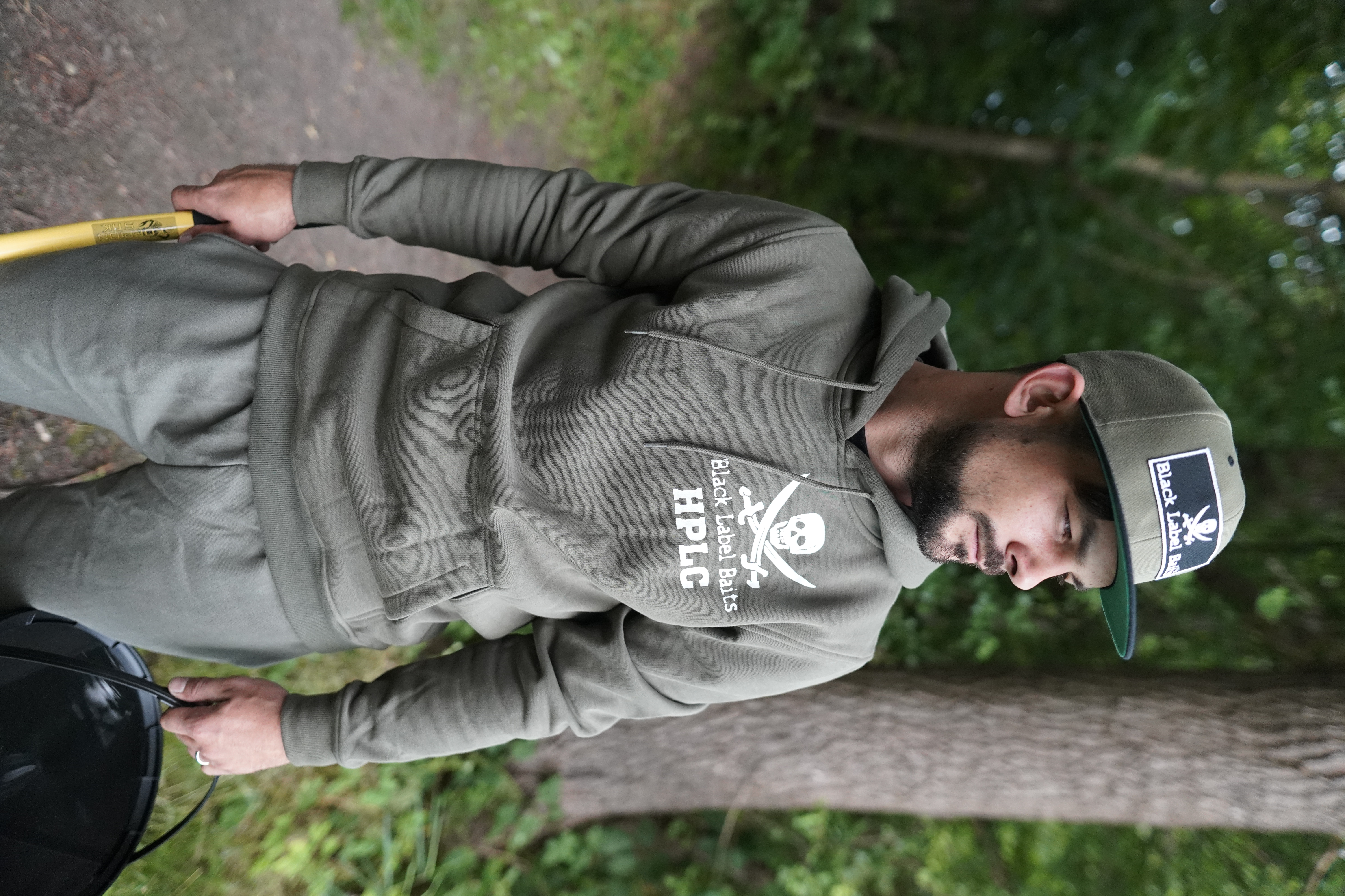 "HATE PEOPLE LOVE CARPS" Hoodie - olive