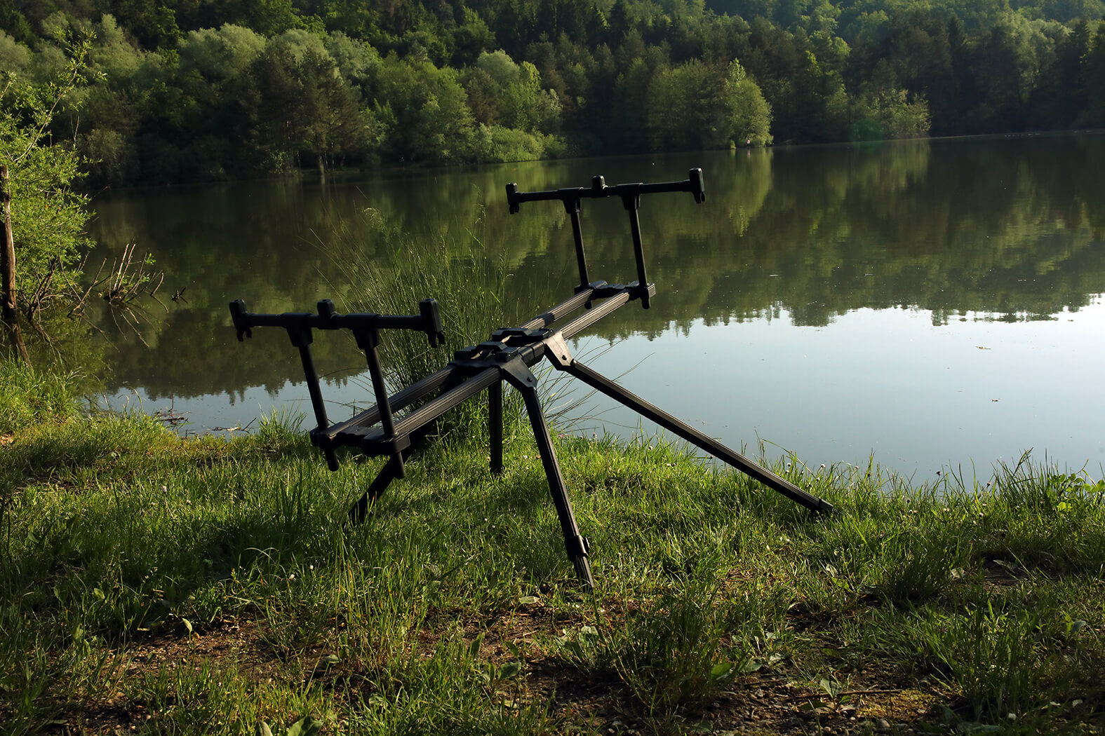 Forge Z3 Big Waters Rod Pod