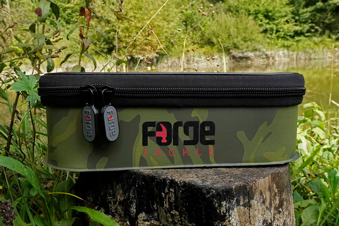 Forge Tackle EVA Classic Pouch L FRG Camo